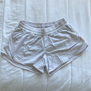 Lululemon 2.5'' Hotty Hot Low Rise Short